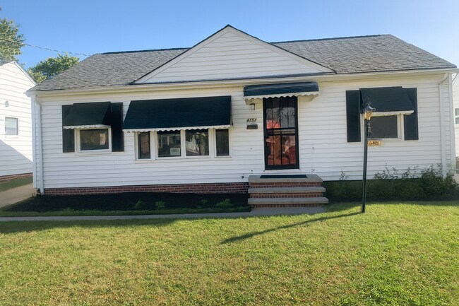 Foto del edificio - Charming 3-Bedroom Home for Rent in Cleveland