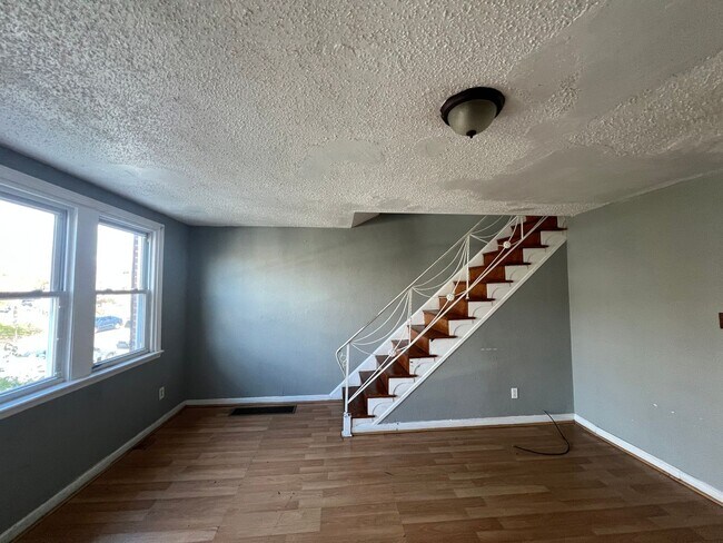 Foto del edificio - 6741 Horrocks St