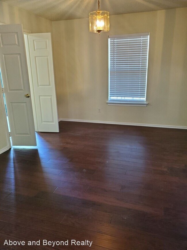 Foto del edificio - 3 br, 1 bath House - 2702 Dorris Street