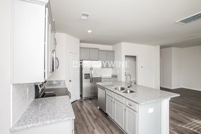 Building Photo - $2,036 – With our move-in promotion, it’s ...