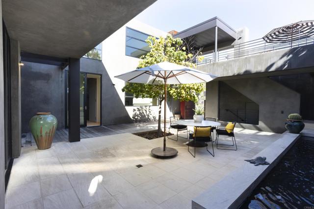 Building Photo - 2722 Camino Del Mar