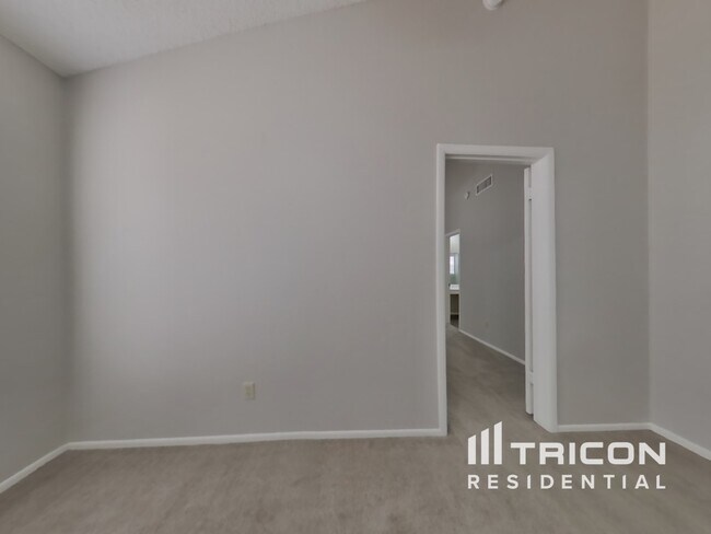 Foto del edificio - 9607 N 88th Dr