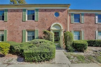 Building Photo - 117 Georgetown Dr