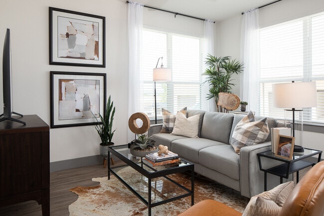 Broadstone Bryson apartments — community photo - Broadstone Bryson