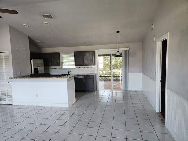 Living area - 1726 SW Millikin Ave House