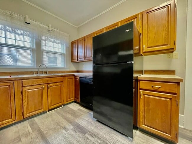 Building Photo - mk210