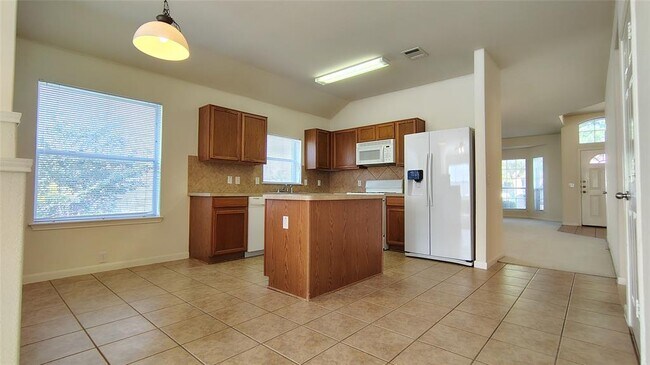Foto del edificio - 718 Adler Falls Ln