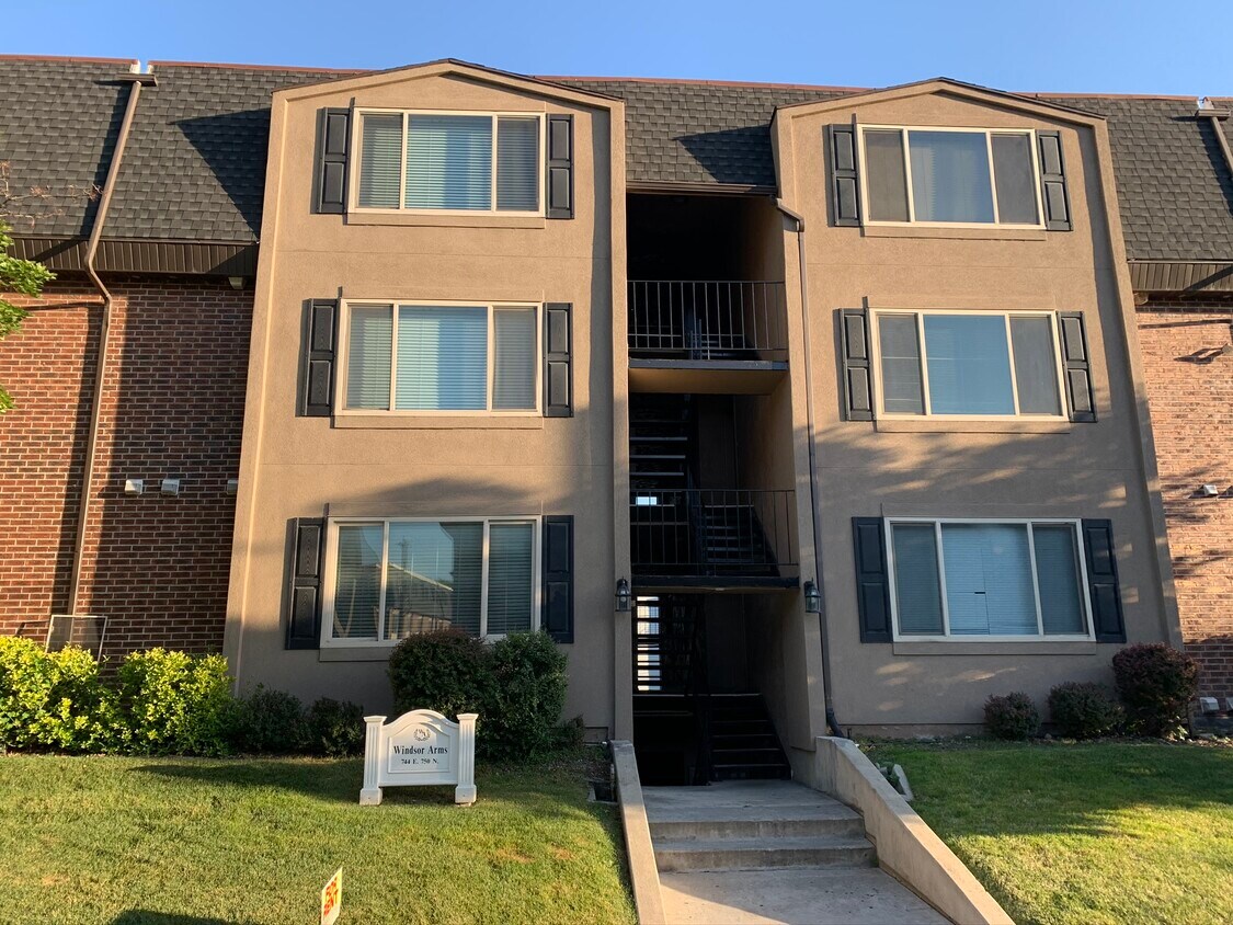 Foto principal - 744 E 750 N St