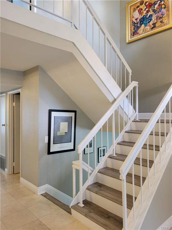 Foto del edificio - 8550 Lake Knoll Ave