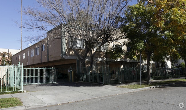 Building Photo - 14141 Erwin St