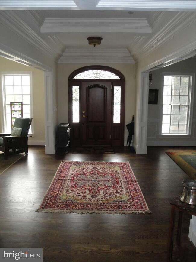 Foto del edificio - 6841 Wilson Ln