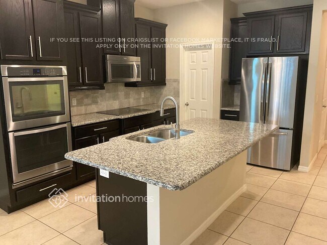 Foto del edificio - 1604 Pine Marsh Loop