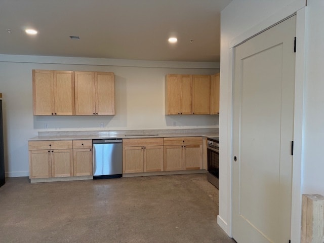 Building Photo - 710 Chippewa Sq