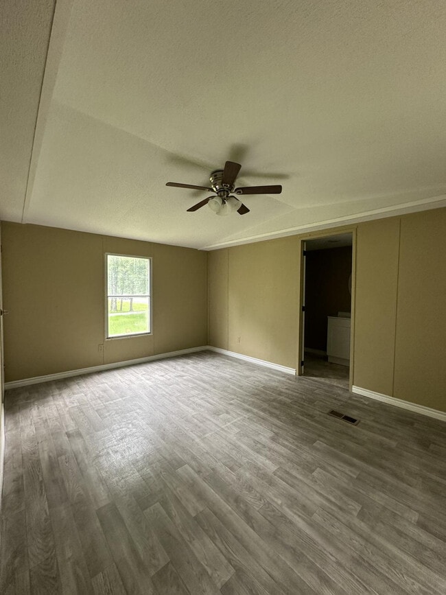 Building Photo - 9187 TX-103