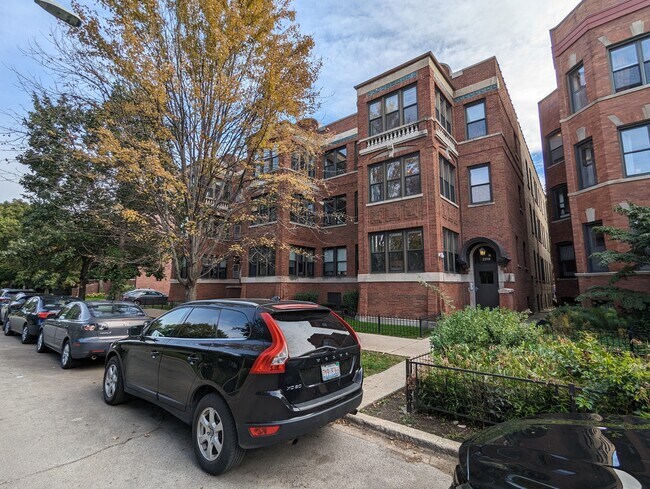 Building Photo - 2323 N Kedzie Blvd