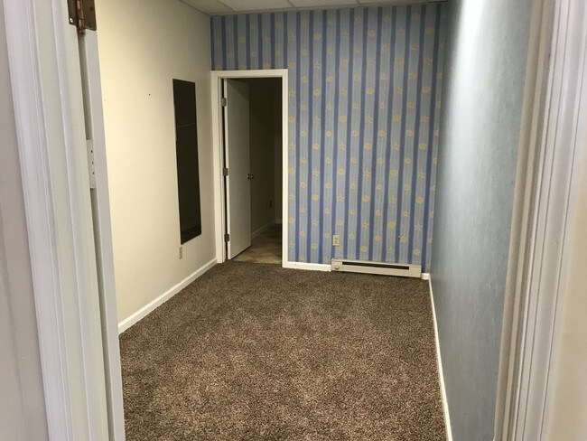 Interior Photo - 21720 Great Mills Rd