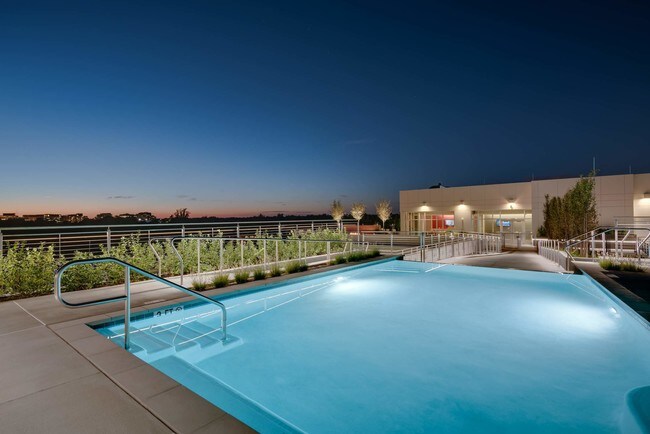 Foto del edificio - 5333 Connecticut