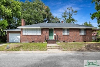 Building Photo - 2024 California Ave