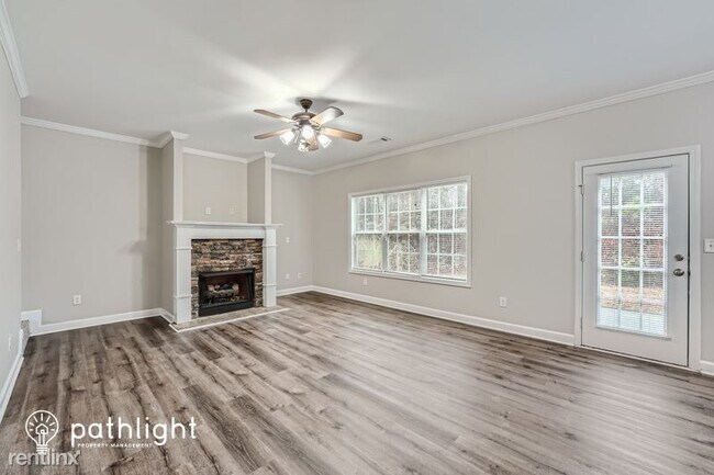 Foto del edificio - 5 br, 4.5 bath House - 530 Langley Creek D...