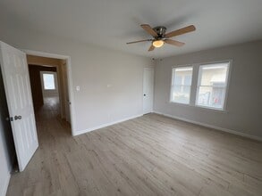 Building Photo - 1008 Studewood St