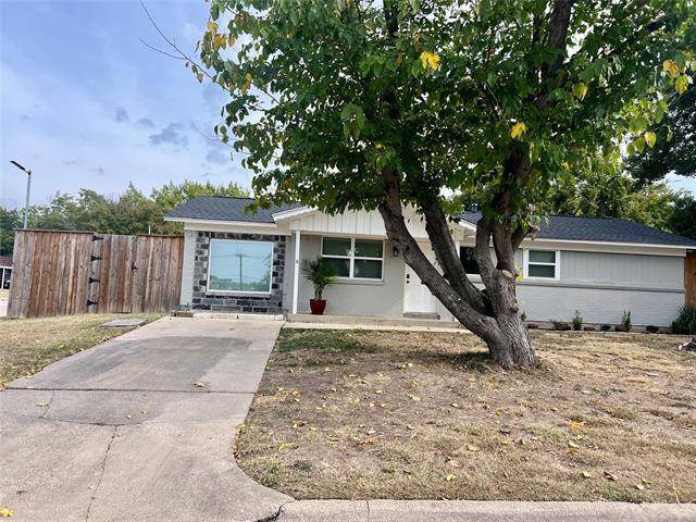 Building Photo - 6308 Stardust Dr N