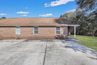 Building Photo - 22 Webb Ct NE