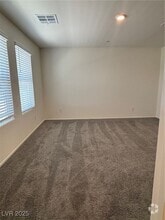 Building Photo - 3712 Celesta Vis Ave