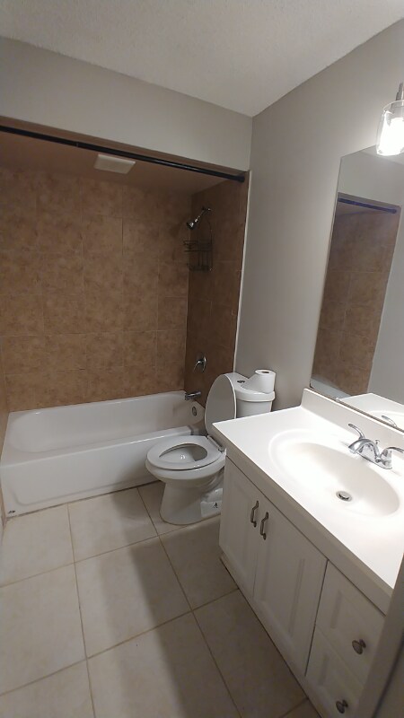 Foto del edificio - 2731 Moss Grove Blvd