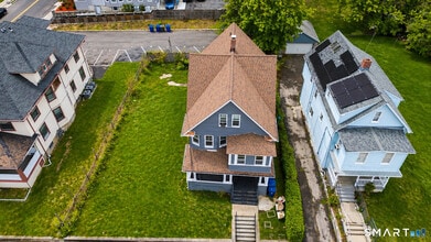 Building Photo - 610 Hawley Ave