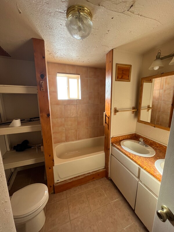 21 N 3rd E Unit A, Rexburg, ID 83440 Room for Rent in Rexburg, ID