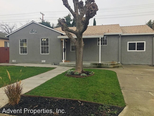 Foto del edificio - 3 br, 2 bath House - 2612 Crystal Avenue