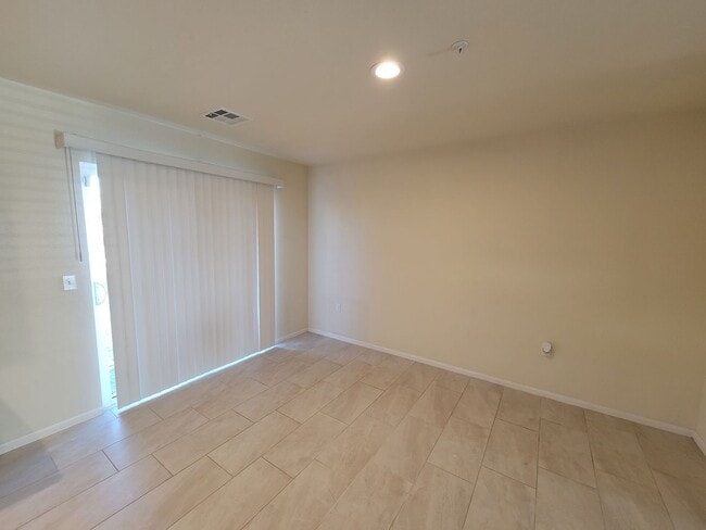 Foto del edificio - Stunning 4-Bedroom Home in Imperial