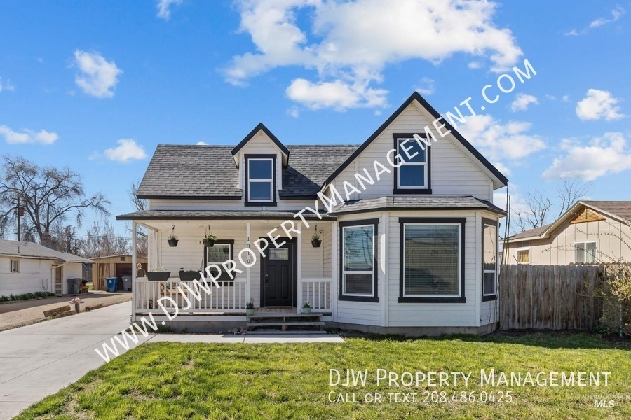 Foto principal - 1310 E Chicago St