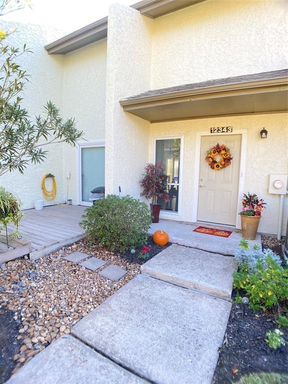 Foto principal - 12343 Glenview Dr