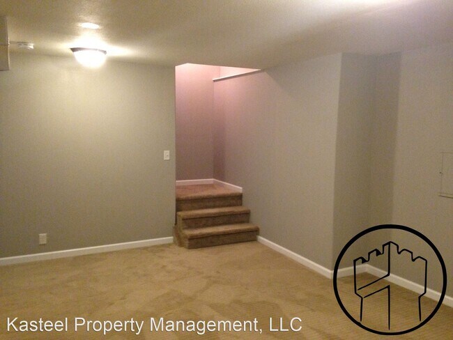 Building Photo - 3233 Davencourt Cir