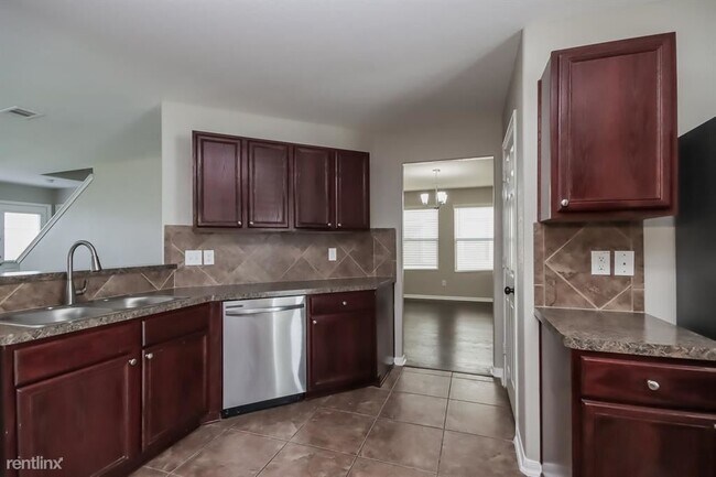 Foto del edificio - 4 br, 3 bath House - 7216 Fox Scene Drive