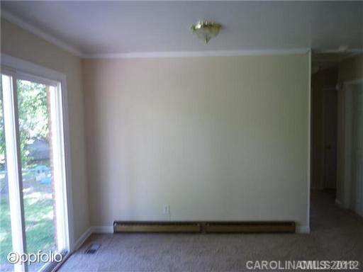 Building Photo - 1120 Georgetown Dr