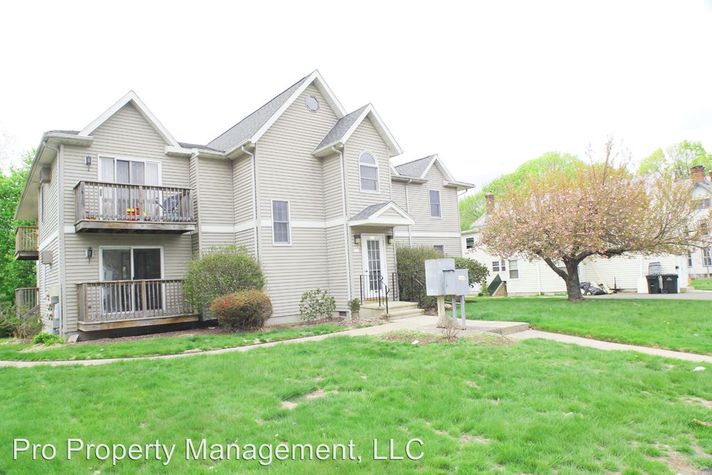 666 Broad St Unit 8, Meriden, CT 06450 Condo for Rent in Meriden, CT