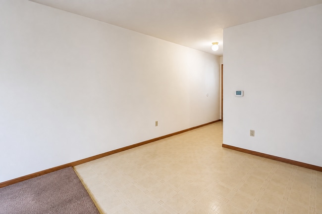 Building Photo - 255 North St