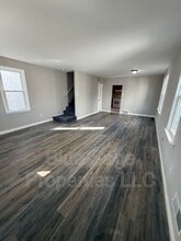 Building Photo - 105 W Broadway Ave