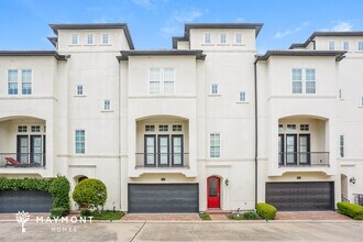 Building Photo - 2207 Hilshire Glen Ct