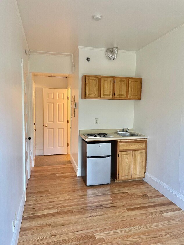 Foto principal - 1064 Beacon St