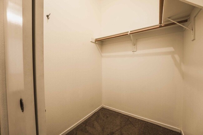 Foto del edificio - Cute 2 Bedroom Single Story Home in the No...