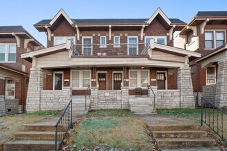 Building Photo - 5034 Mardel Ave