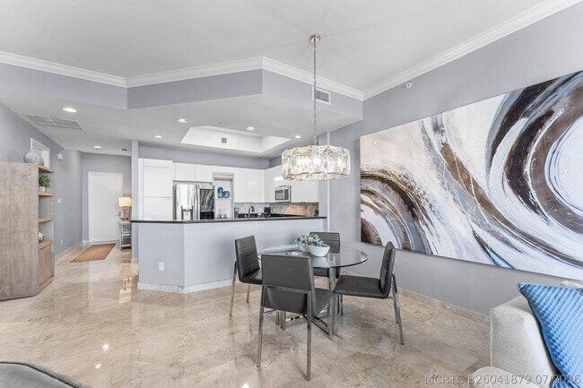 Foto del edificio - 2640 Lake Shore Dr