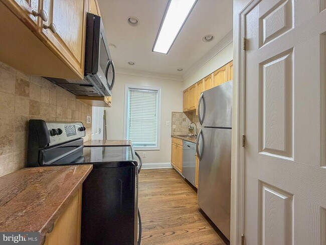 Foto del edificio - 318 11th St SE