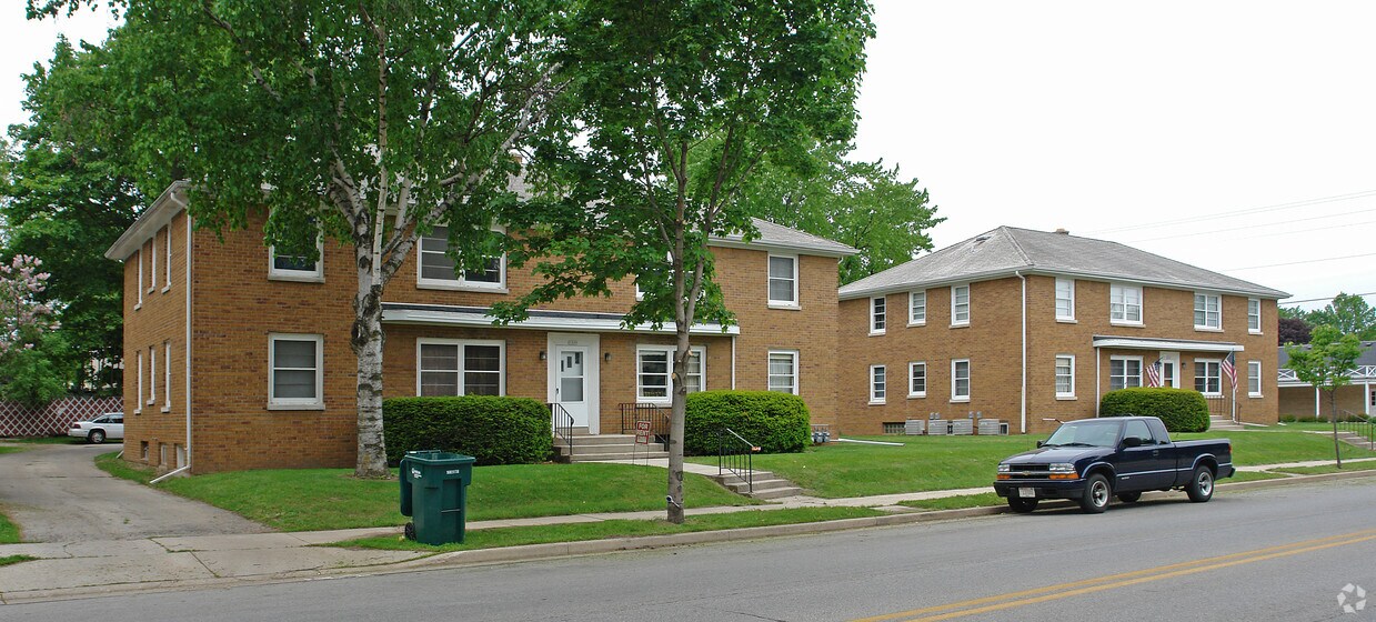 Foto principal - 1003-1009 12th Ave