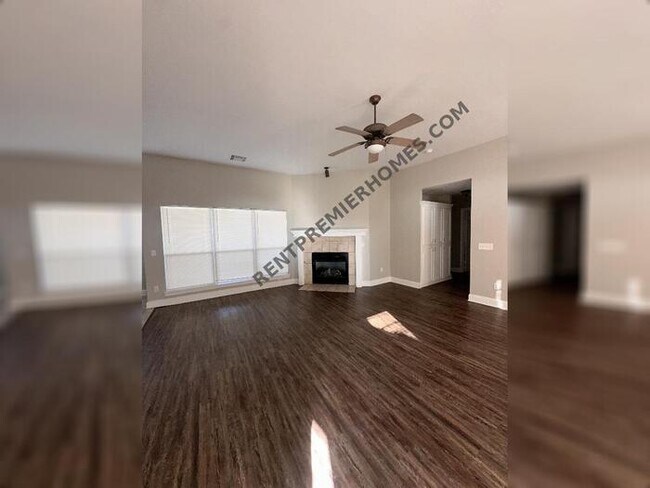 Building Photo - 2019 Ridgeview Rd