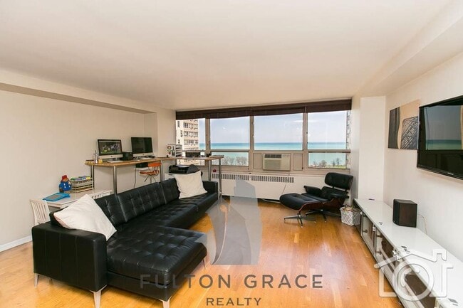 Foto del edificio - 3950 N Lake Shore Dr