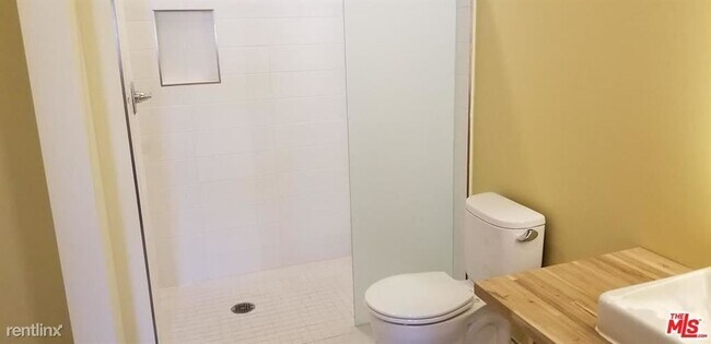 Foto del edificio - 1 br, 1 bath House - 11115 MCCORMICK St # 204